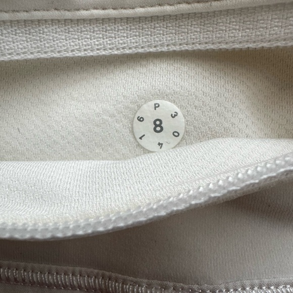 Lululemon Circuit Breaker Skirt White Sz 8 - Picture 6 of 9